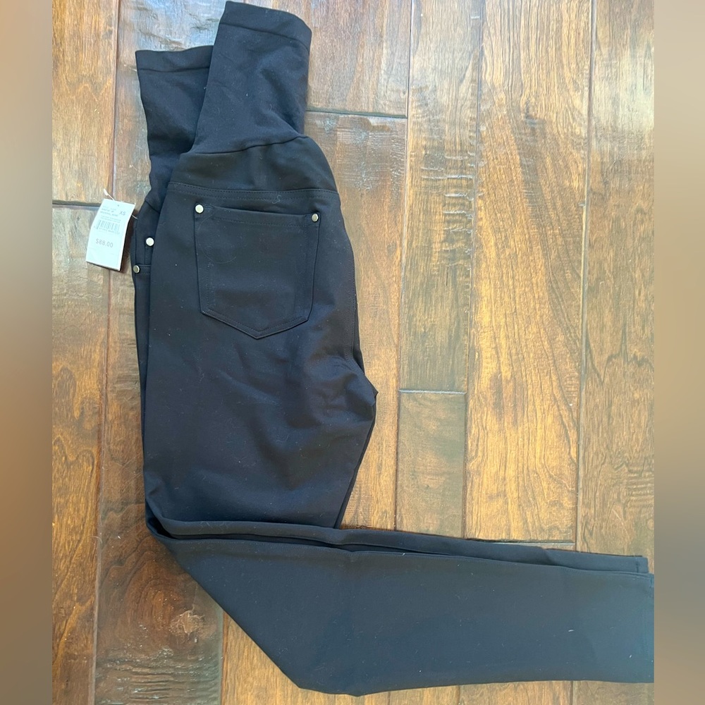 NWT- Super Stretchy, ultra comfy, maternity pants